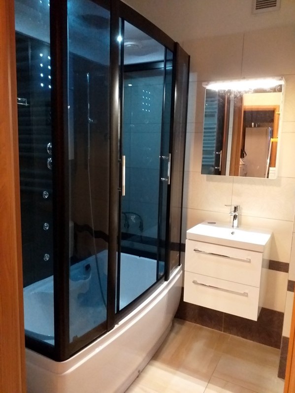 Realizacja montaż kabin prysznicowy Wrocław